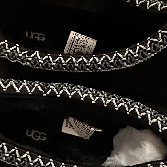 UGG Black Suede Slippers with Braided Trim. Hard some. Size 10 . New. Dust bag - Picture 2 of 10